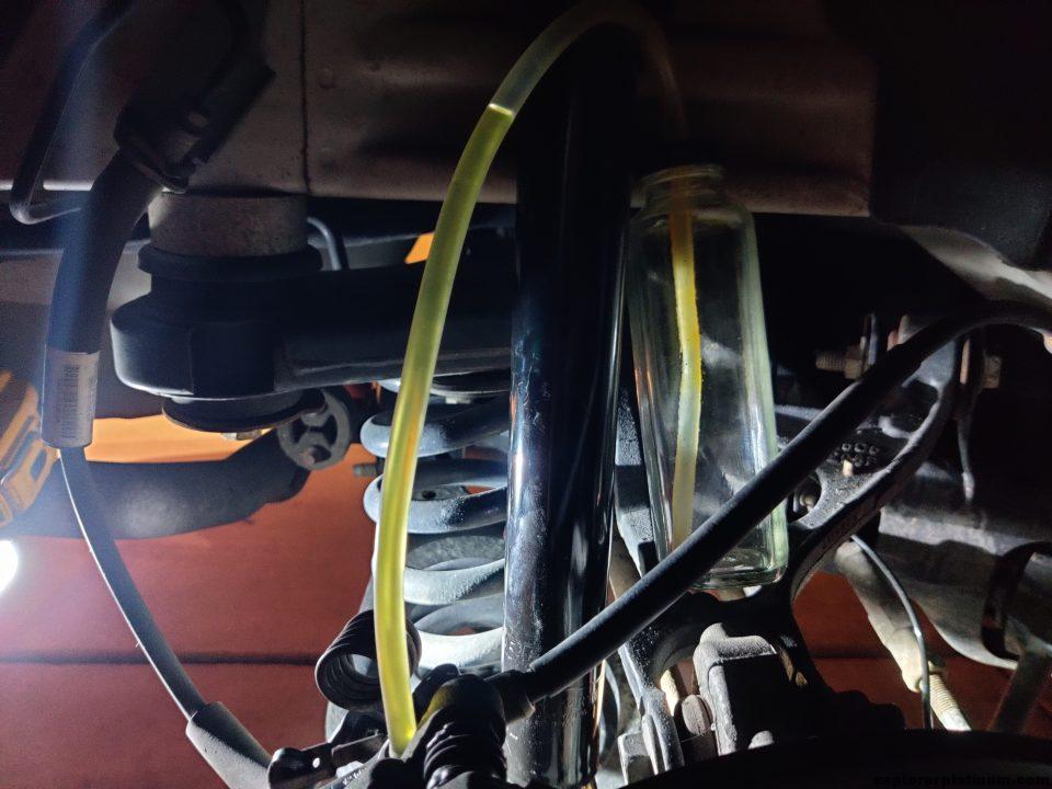 Maintenance: Brake Fluid Bleeding – Explorer Platinum